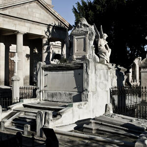 22052 Cementiri Est 2012
