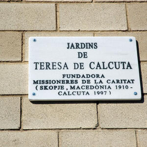 08940 Jardins Teresa de Calcuta 2008