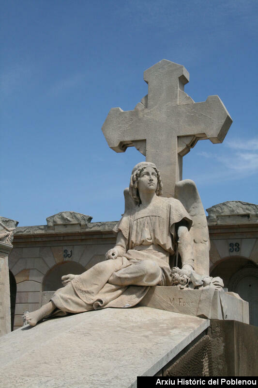 09183 Cementiri de l'est 2008