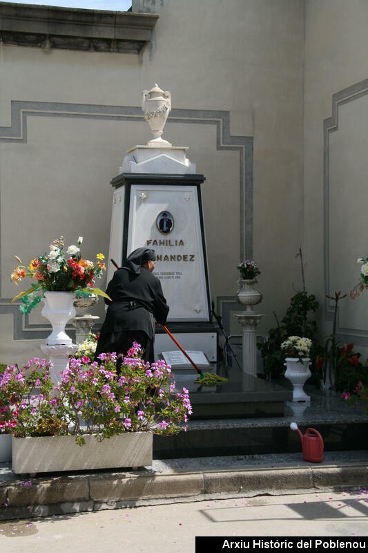 09200 Cementiri de l'est 2008