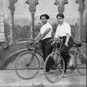 04798 Ciclistes [1920]