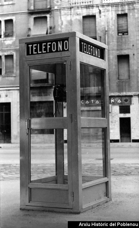 09906 Telèfon a Pere IV Rambla [1964]